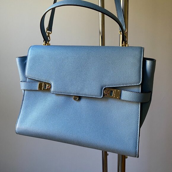 henri bendel Handbags - Henri Bendel Tote Bag